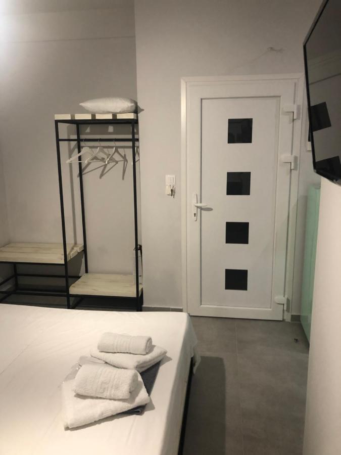 Apartamento Black In Square Flats Pefkochori Exterior foto
